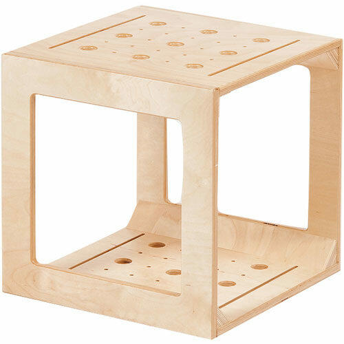 Cubo con Orificios